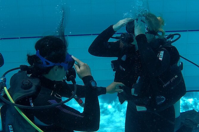 Gold Coast Learn to Dive – Open Water Certification Course - Health, timing, and practical planning