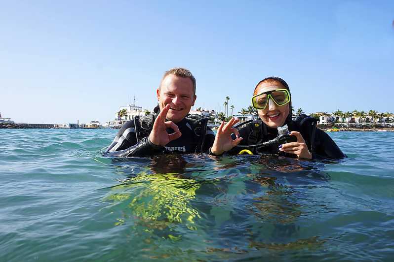Gran Canaria: Discover Scuba Diving Beginner Program - Starting with theory and equipment