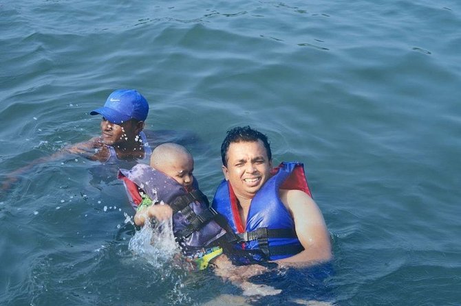 Grand Island Adventure: Diving and Water Sports Thrills - Group size, comfort, and safety
