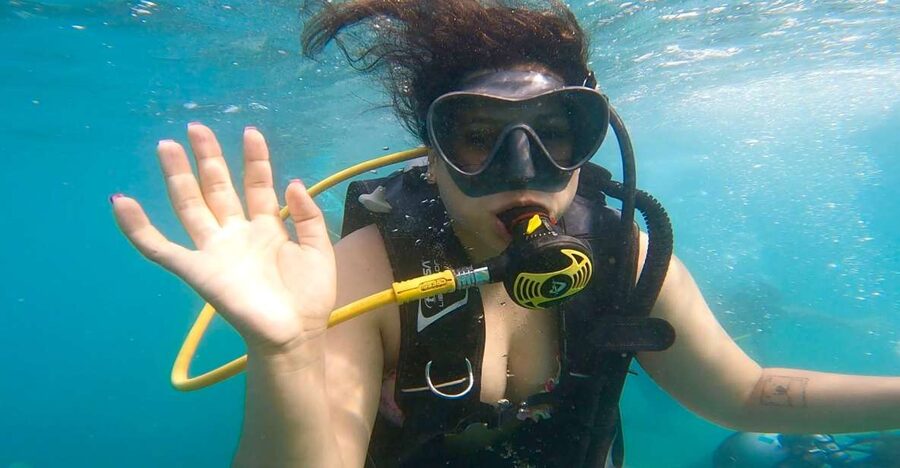 Honolulu: Beginner Scuba Diving Tour With Free Videos - Key points at a glance