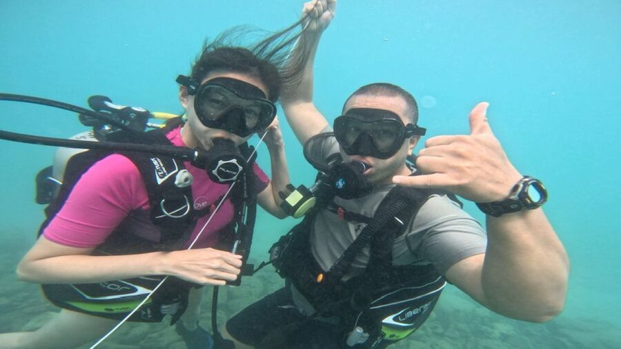 Honolulu: Beginner Scuba Diving Tour With Free Videos - The safety briefing comes first