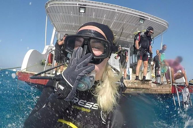 Hurghada Daily Scuba Dive Trip - How the two sites shape your day