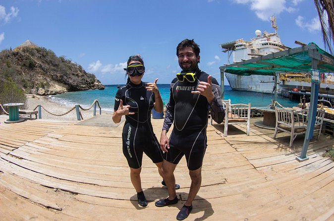Introduction Shore Dive with Scubaçao (1 dive) - Timing, pickup, and meeting arrangements