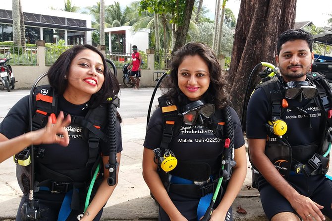 Kata Beach Diving for Beginners Pool Training and 1 Beach Dive - Meals and the useful extras included in the price