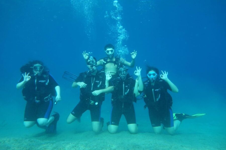 Kefalonia: Beginner Scuba Diving at Agia Efimia Village - Taking the boat out for the sea session