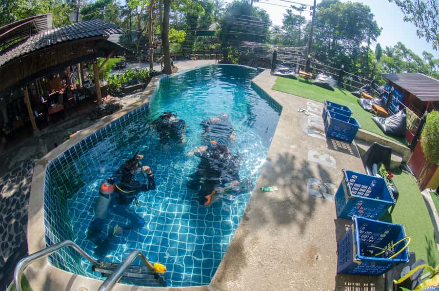 Koh Chang: 3-Day PADI Open Water Scuba Dive Course - Who should take this PADI course