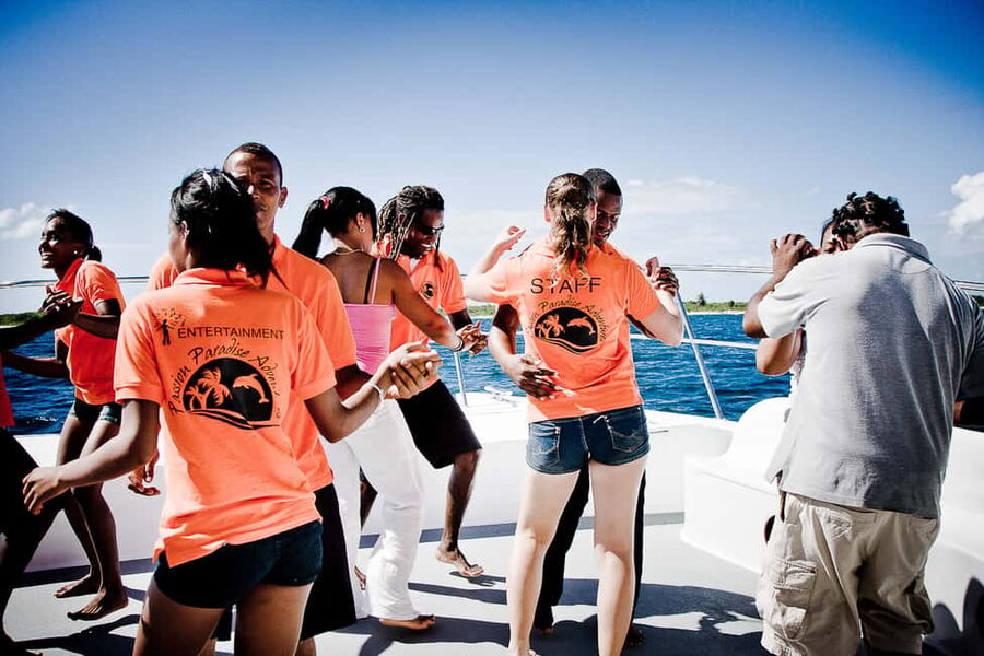La Romana: Scuba Diving in Catalina Island - The Aquarium: shallower water and reef life