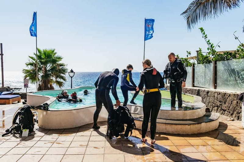 Lanzarote: Scuba Dive at Museo Atlántico for Beginners - Who Should Book This Experience