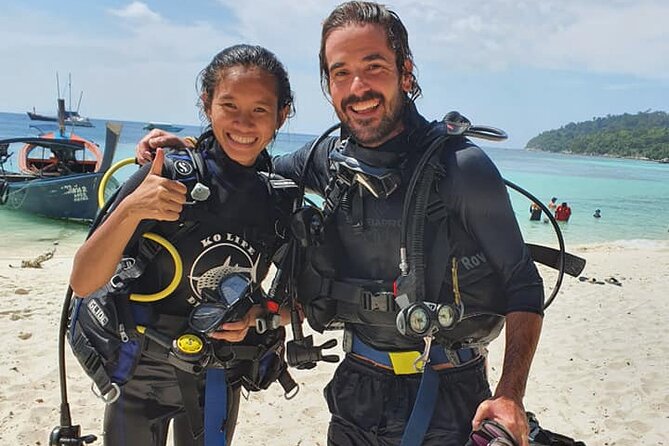 Learn to scuba dive with professional instructors - 3 days - Equipment, lunch, and the true cost
