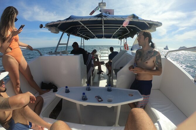 Los Cabos 2 tanks dive to The Corridor (Certified divers) - Pelican Rock, a friendly choice for mixed ability