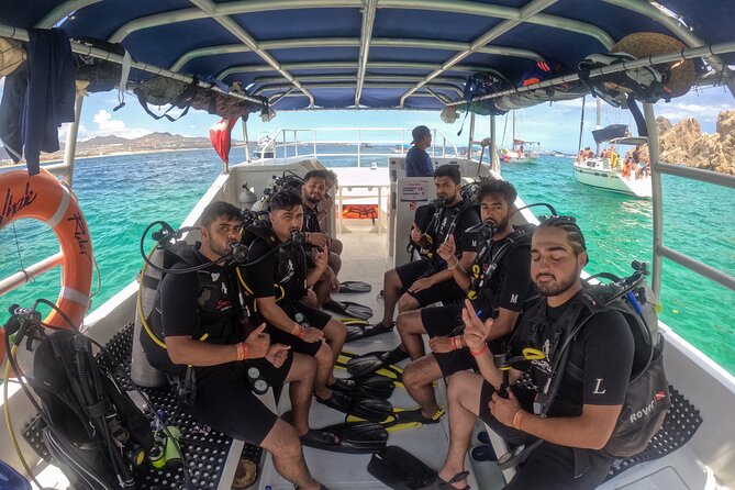 Los Cabos Beginner Scuba Dive Experience - Learning the basics before entering the water