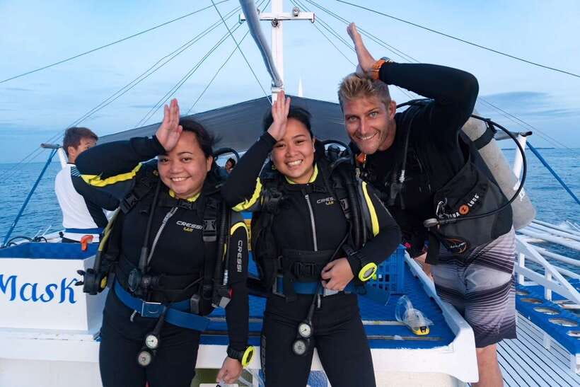 Malapascua: Advance Divers Shark Dive & Optional Transfer - The early morning departure from Malapascua