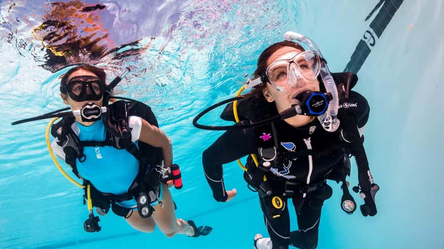 Mauritius: East Belle Mare Scuba Diving Tour - Learning underwater breathing before the sea session