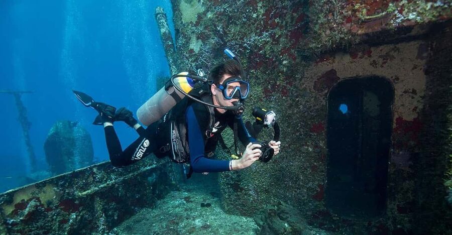 Miami Beach: Guided 2-Tank Reef and Wreck Dive Trip - Two underwater worlds from Haulover Park