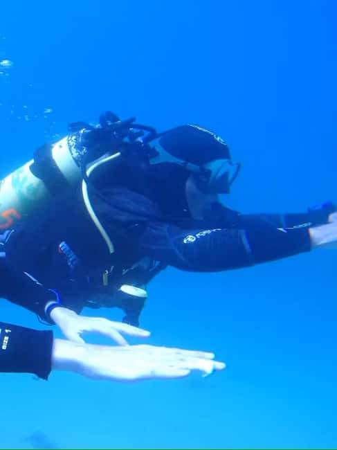 My first scuba dive into the Ocean from Sao Miguel - The 30-minute briefing that makes the difference