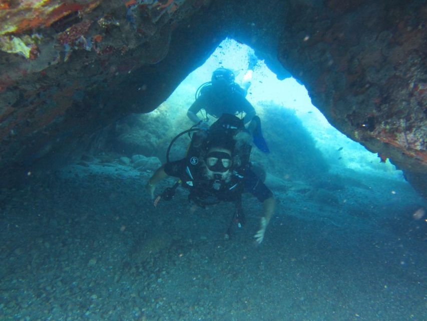Mykonos: Scuba Diving Mini Program for Beginners - Why the instructors matter so much