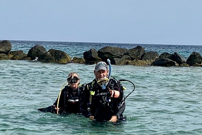 Night Shore Diving Mangel Halto Aruba for Certified Divers - What happens at the 7:00 pm meeting time