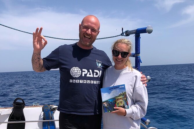 PADI Advanced Diving Course in Hurghada - Learn Scuba Diving - The value of a four-person limit