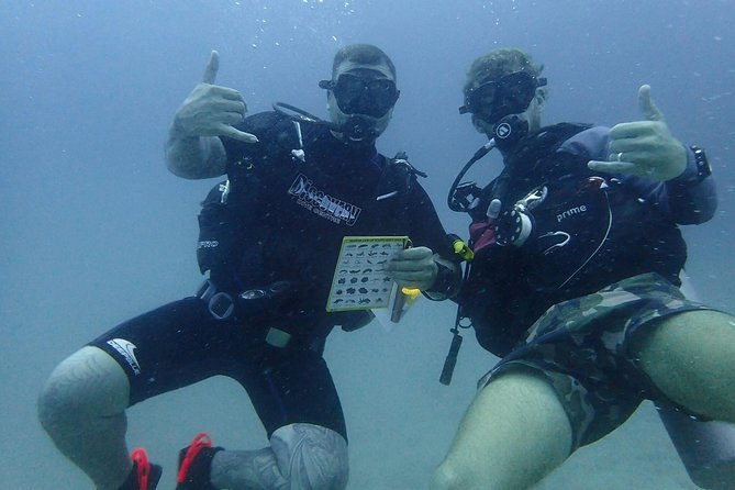 PADI advanced open water course - Day one starts early at the pier