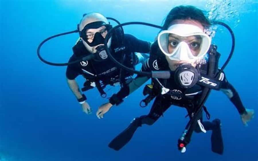 PADI Discover Scuba Diving: at Hol Chan Marine Reserve - Learning the basics before entering the reef