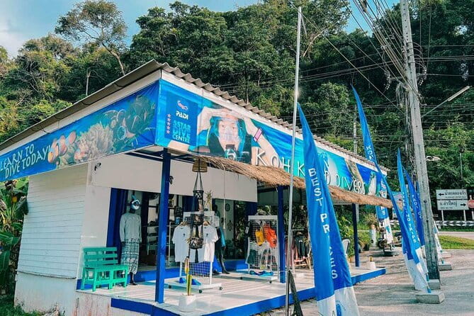 PADI Open Water Diver course in Koh Kood - Phase two: getting comfortable in confined water