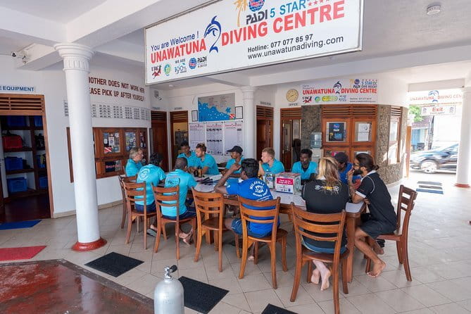 PADI Rescue Diver - How much value do you get for $378.02?