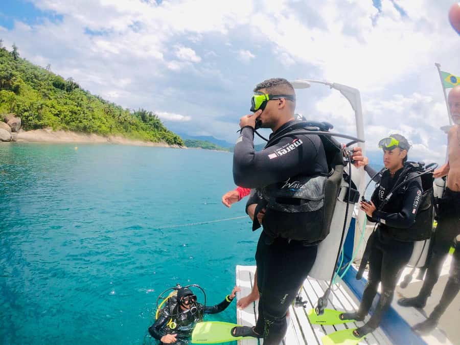 Paraty: Discovery Scuba Diving Experience for Beginners - The 40-minute underwater session