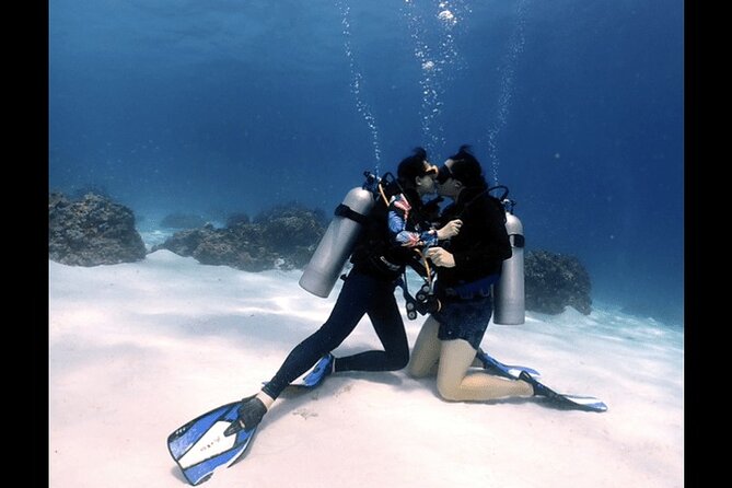 "Premium" Non Certified Beginner Scuba Diving in Racha Yai/Noi - Learning the basics before entering the water