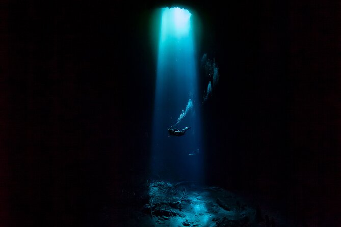 Private Scuba Diving in Cenote around Playa del Carmen - The short stop for lunch and drinks
