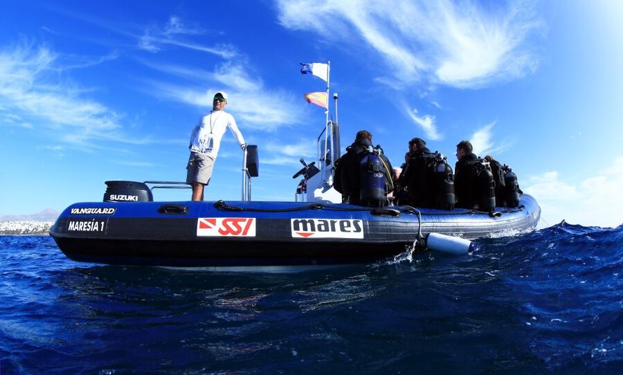 Puerto del Carmen: Guided Scuba Dive (certified only) - Why Puerto del Carmen works for a short scuba outing