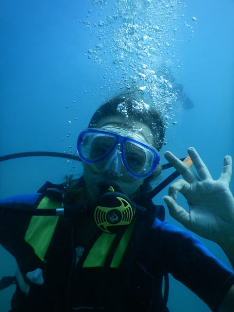 Pula: Introduction to Scuba Diving - Moving slowly into the Adriatic