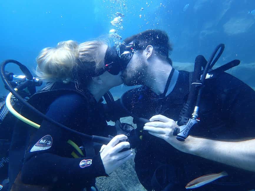 Santorini: Scuba Diving - A 20-Minute Introduction Before the Water