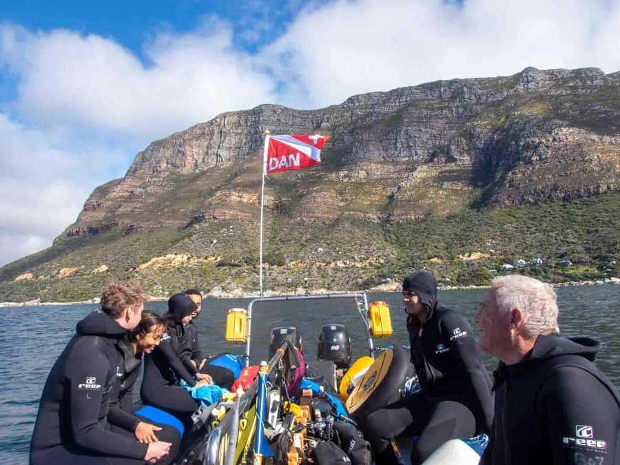 Scuba Dive in Cape Town: 2 Dives for certified divers - What the $205 price covers