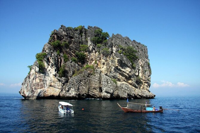 Scuba Dive in Koh Lanta, Thailand - Boat comfort, meals, and the long day factor
