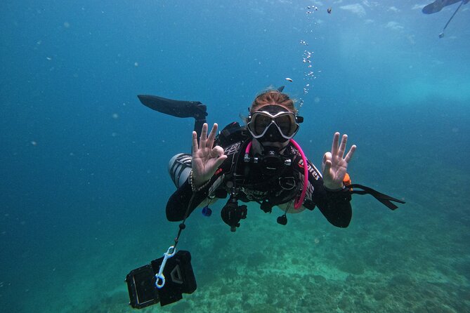 Scuba Diving Adventure in Musandam, Oman - Lima Rock and the underwater world of Musandam