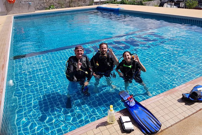 Scuba diving Pool lesson for beginners (1 hour ) - The value of a pool instead of open water