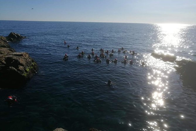 Scuba Experience - Meeting the PADI instructor at five meters