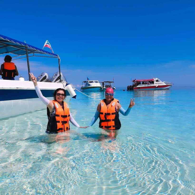 Semporna: Explore 3 Islands Tour Snorkel or Dive & Lunch - What to pack for a smoother day