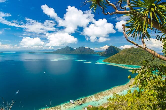 Semporna Hike Bohey 3 Island Snorkel Dive Tour and Lunch - Mantabuan combines a small island story with reef time
