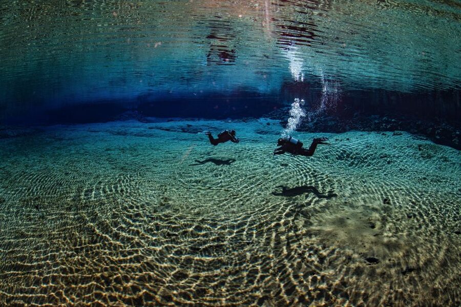 Silfra: Diving Between Tectonic Plates - Why Silfra feels different from an ordinary scuba outing