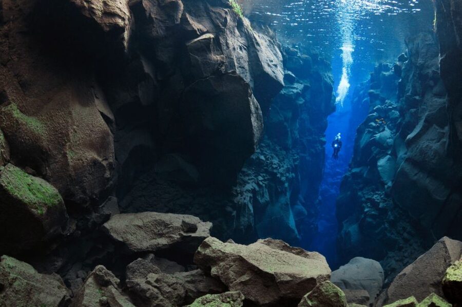 Silfra: Diving Between Tectonic Plates - Practical advice for making the day easier