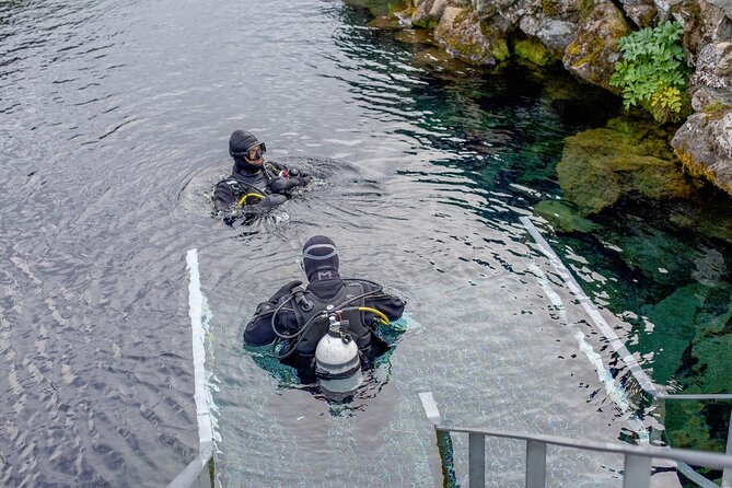 Silfra: Diving Between Tectonic Plates - Meet on Location - The 30 to 45 minute underwater route