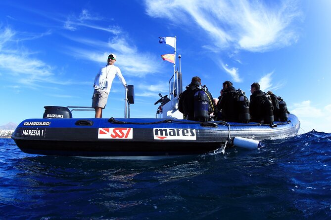Single Scuba Try-Dive in Puerto del Carmen - small groups - 2 hours - The main tradeoff: good supervision, limited underwater time