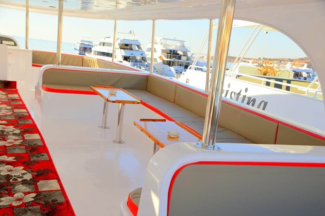 Snorkeling and Diving to Ras Mohamed And White Island by VIP Boat - The included 15-minute scuba session
