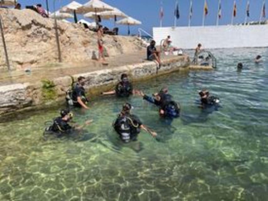St Julians: Discover Scuba Diving Experience - Getting comfortable in shallow water