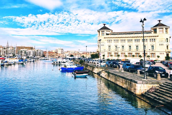 Syracuse: Ortigia Deep Dive Cultural Tour (max 6 Guests) - Group size, guide style, and questions