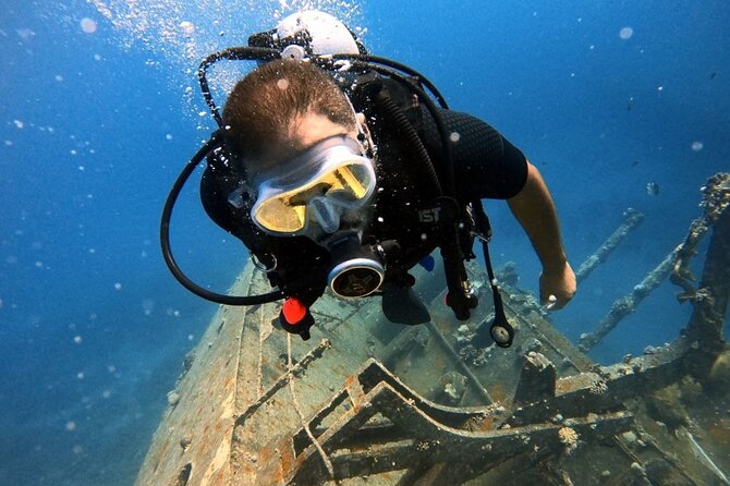Take advantage of a half-day boat dive experience in Red sea of Aqaba. - Getting comfortable with the boat and equipment