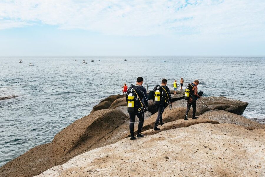 Tenerife: Scuba Diving Experience with Instructor and Gear - Why the three-person limit matters