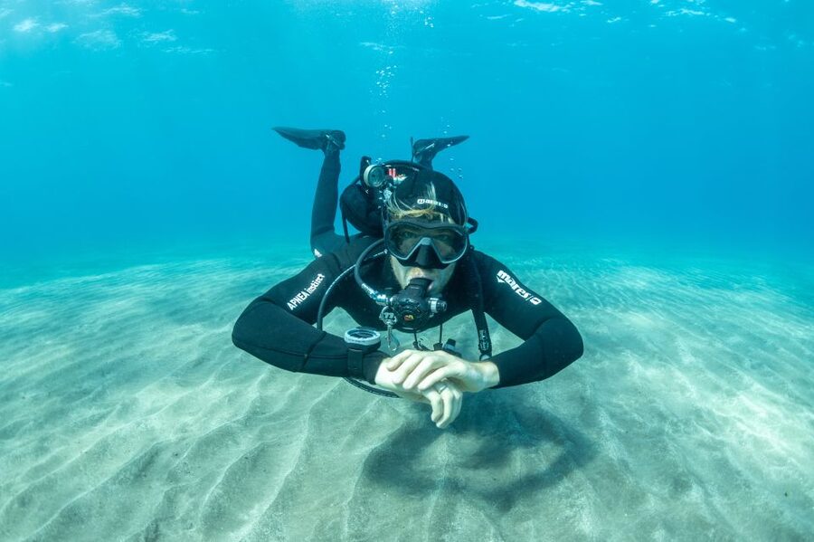 Tenerife: Scuba Diving Lesson and Abades Protected Area Dive - Exploring the protected Abades coast at 10 meters