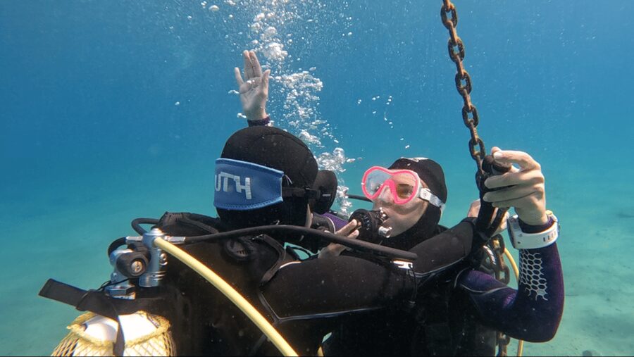 Tossa de Mar: PADI Scuba Diver Certification Course - Morning Theory: Equipment, Signals, and Safe Habits